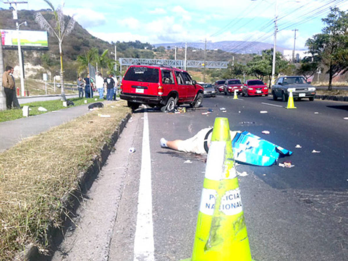 Hombre muere al chocar en el anillo periférico