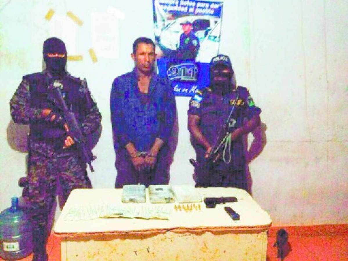 Un detenido con tres kilos de coca