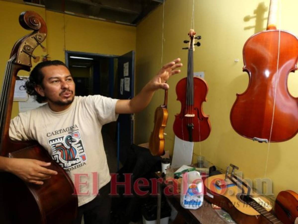 El trabajo con los instrumentos incurre en actividades propias de la ebanistería.