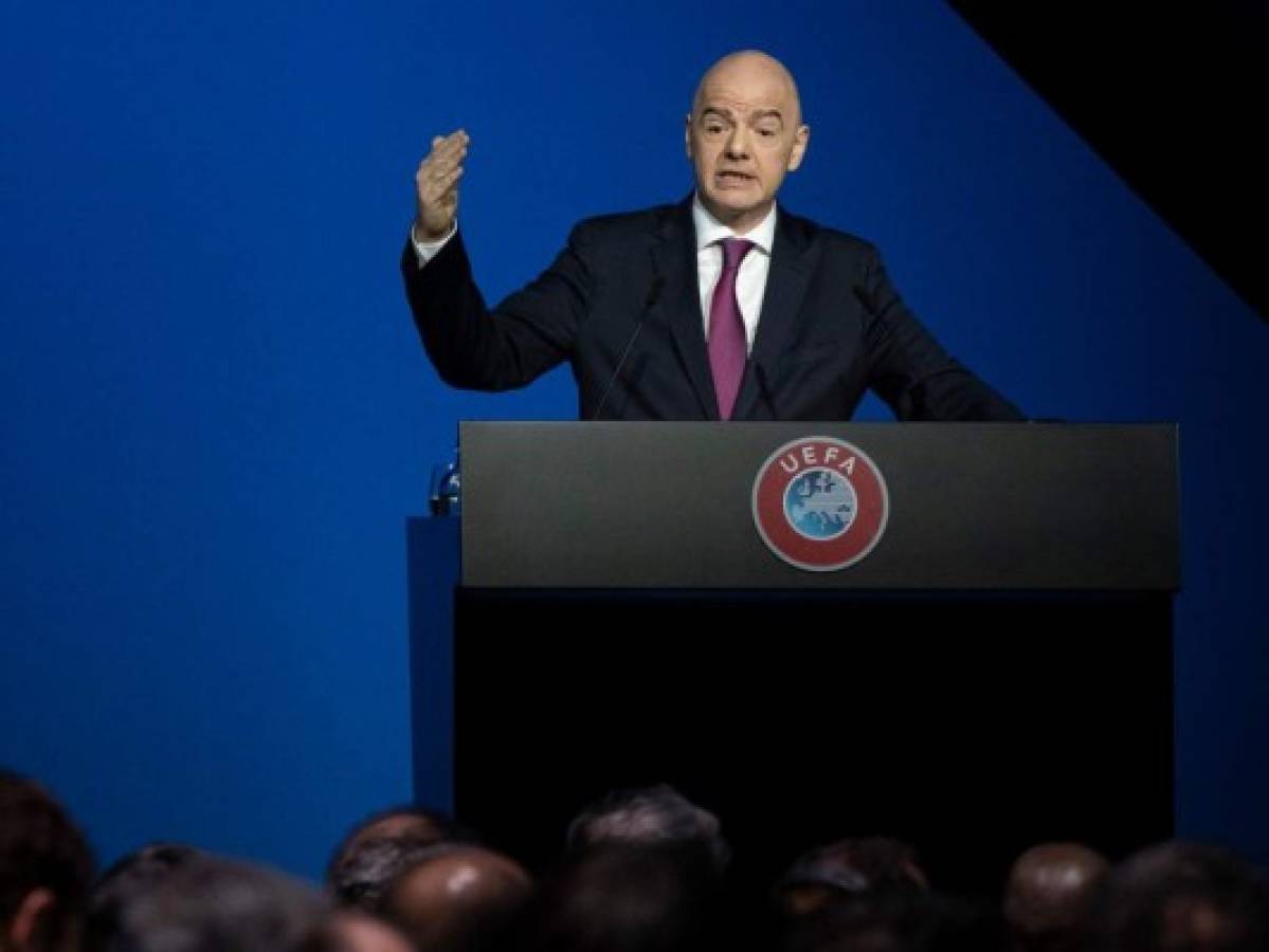 La FIFA recomienda acuerdos salariales y renovación de contratos