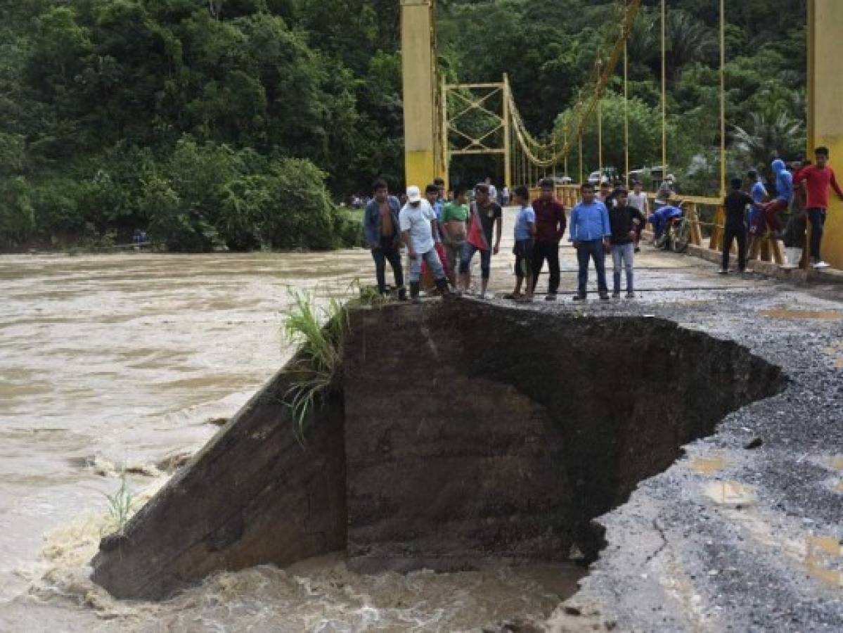 Guatemala busca a desaparecidos tras deslave por ciclón Eta