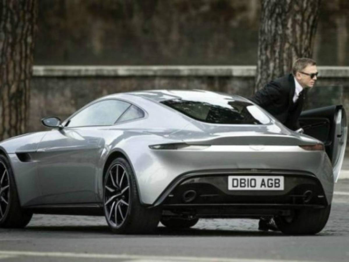El Aston Martin de la película Spectre de James Bond, se vendió por $ 3.5 millones