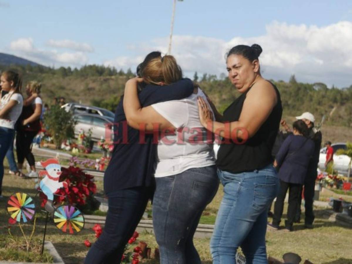 Dedican emotivas frases a la joven que fue asesinada en la colonia Torocagua