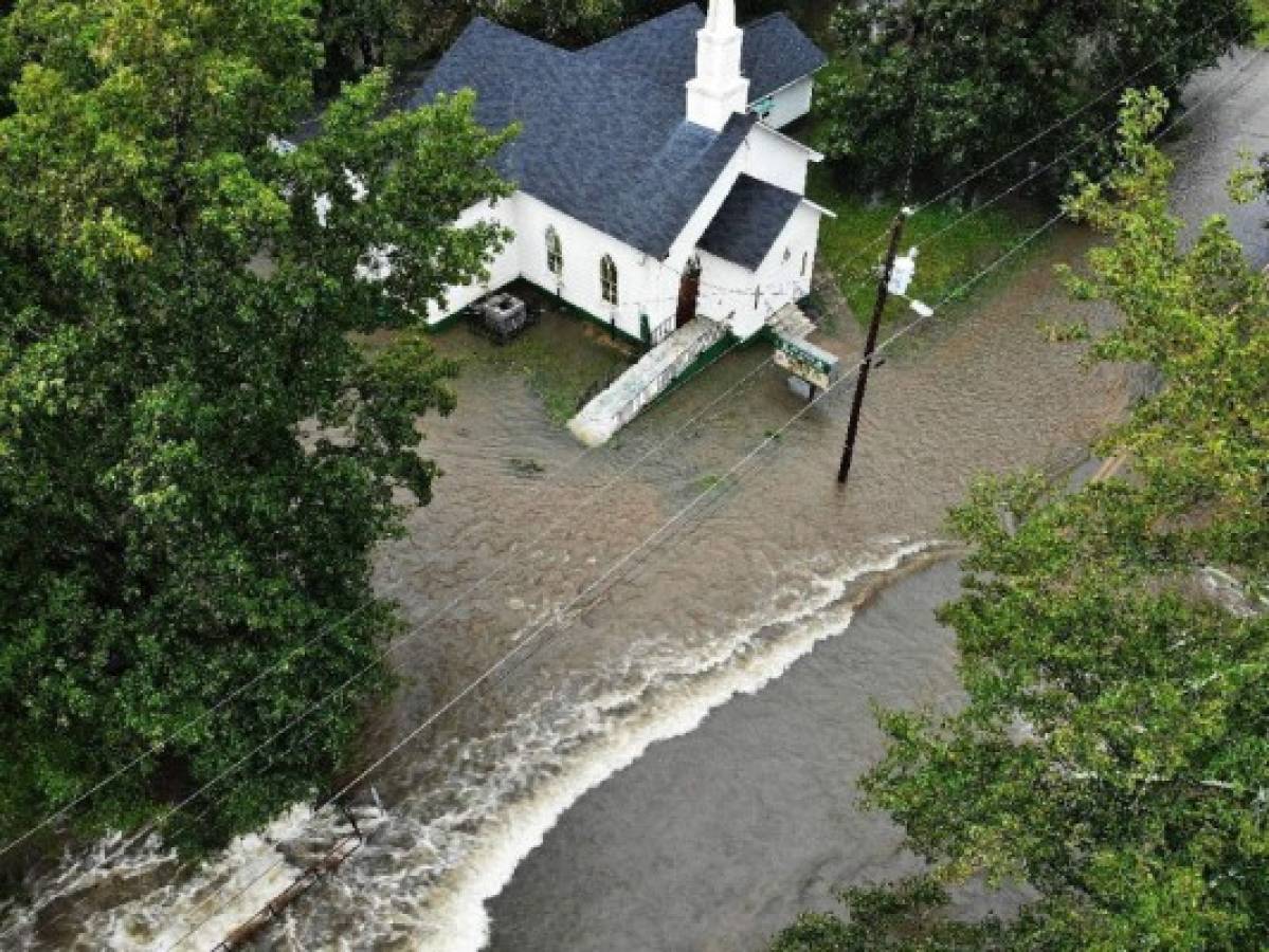 Sureste de Estados Unidos bajo amenaza de inundaciones por paso de Florence