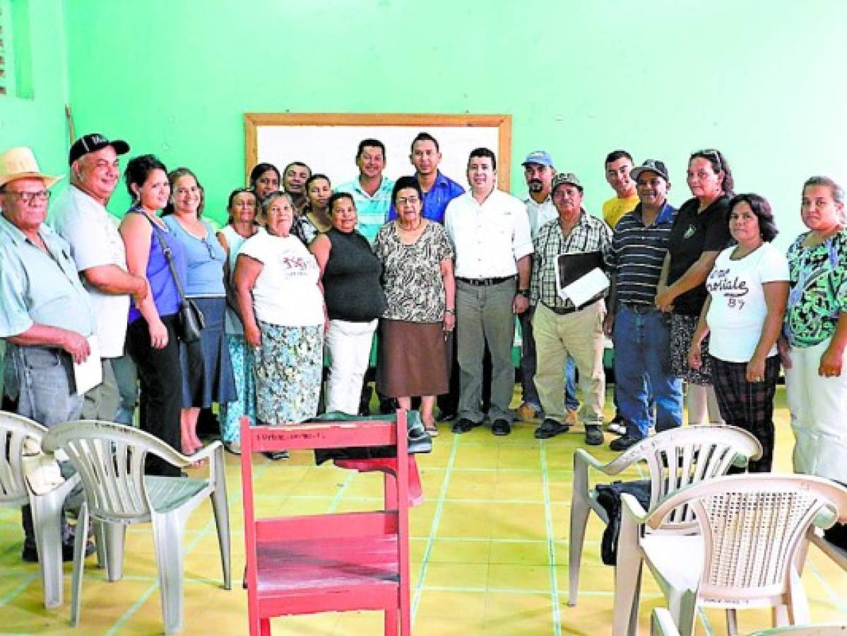 Campesinos piden apoyo para iniciar siembras