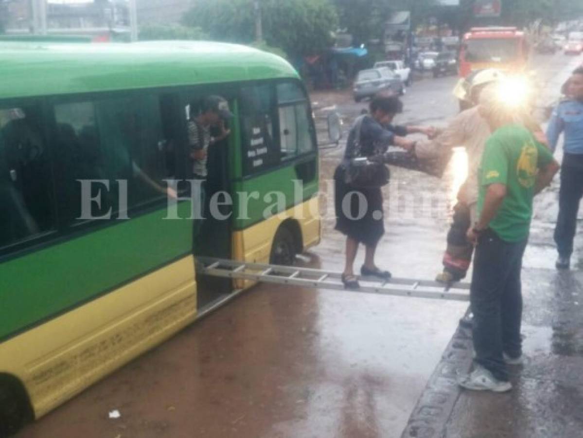 Lluvias con actividad eléctrica en la capital de Honduras este domingo