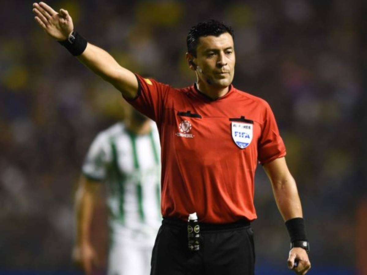 Roberto Tobar, arbitro de la final Boca - River: 'Ningún estadio me intimida'