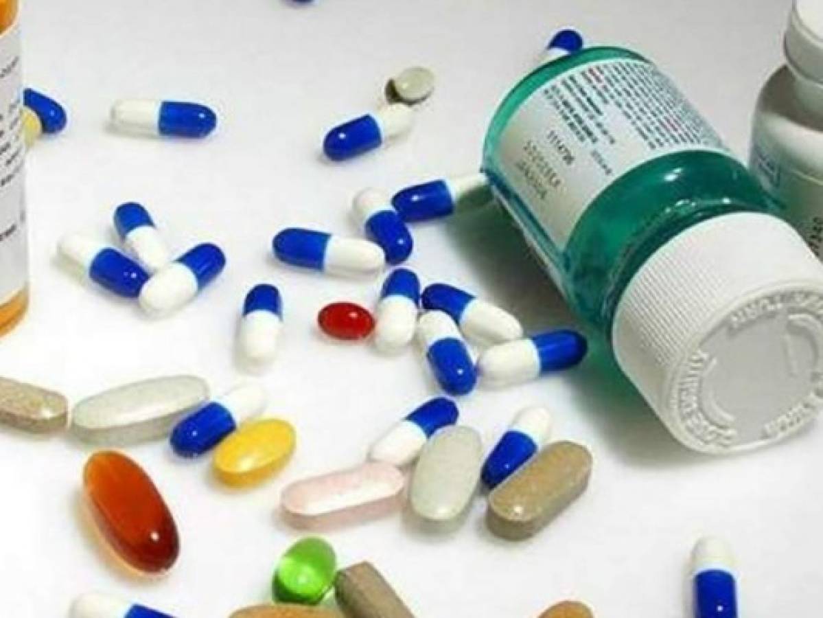 Nueva York denuncia a gigantes farmacéuticos por crisis de opiáceos