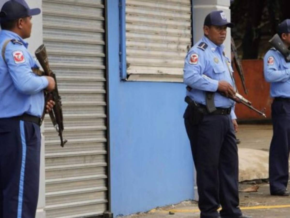 Nicaragüenses acatan parcialmente paro convocado por la oposición