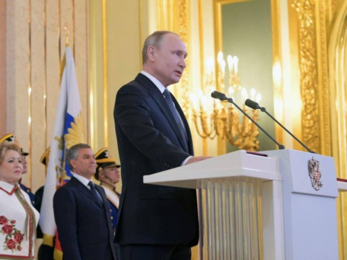 Vladimir Putin jura para un cuarto mandato presidencial en Rusia