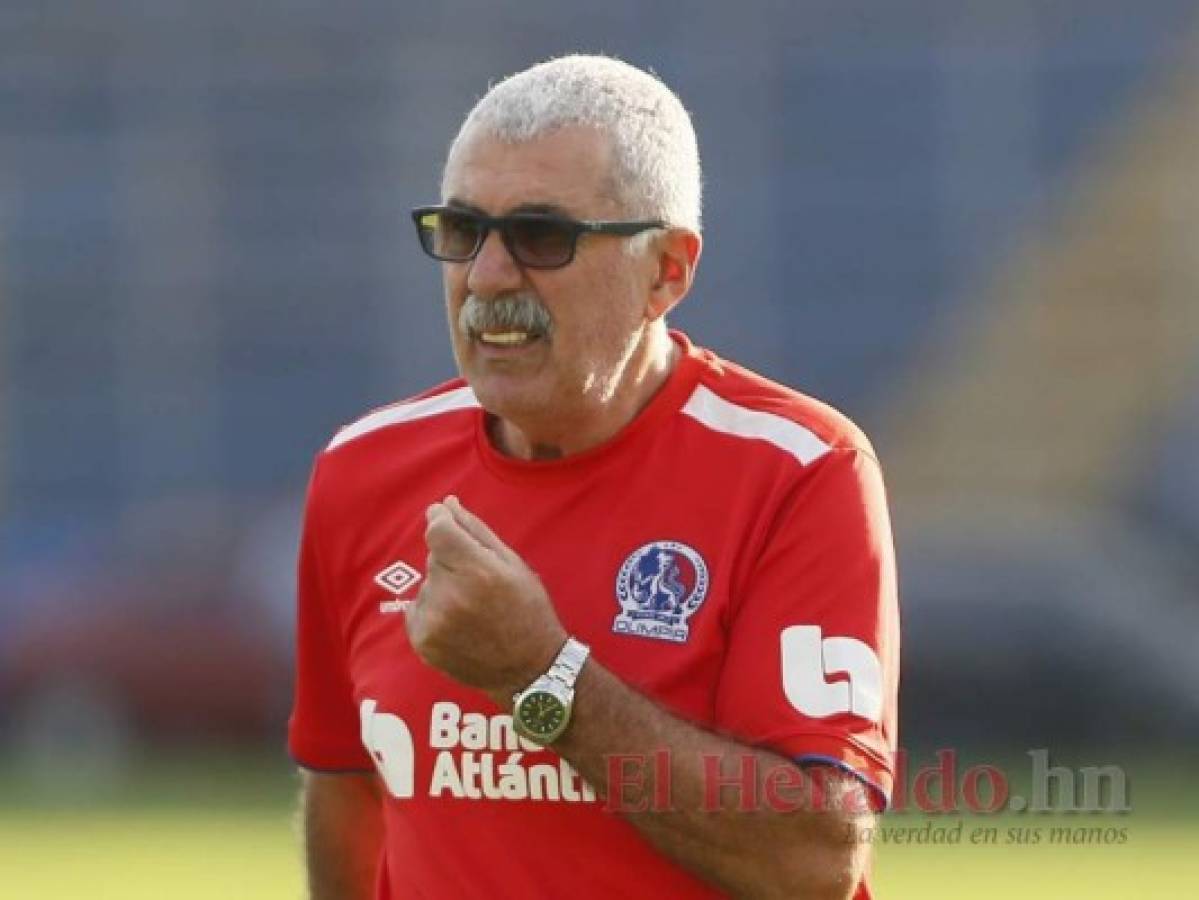 Manuel Keosseián no seguirá como entrenador de Olimpia   