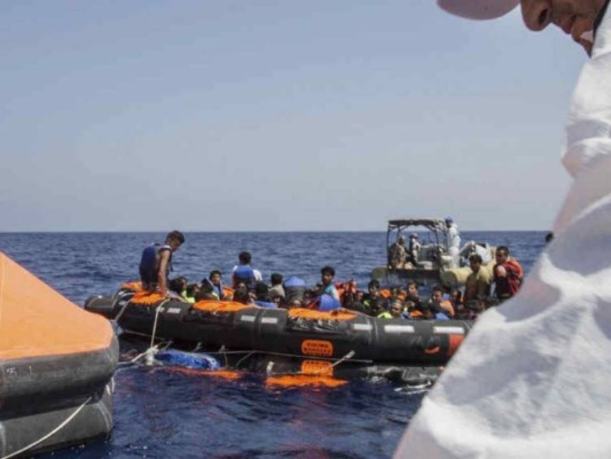 Al menos nueve muertos en un naufragio migrante cerca de Italia