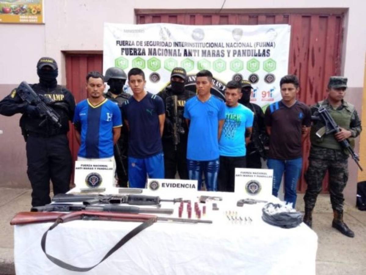 Cae banda criminal con gran arsenal de armas prohibidas en Intibucá