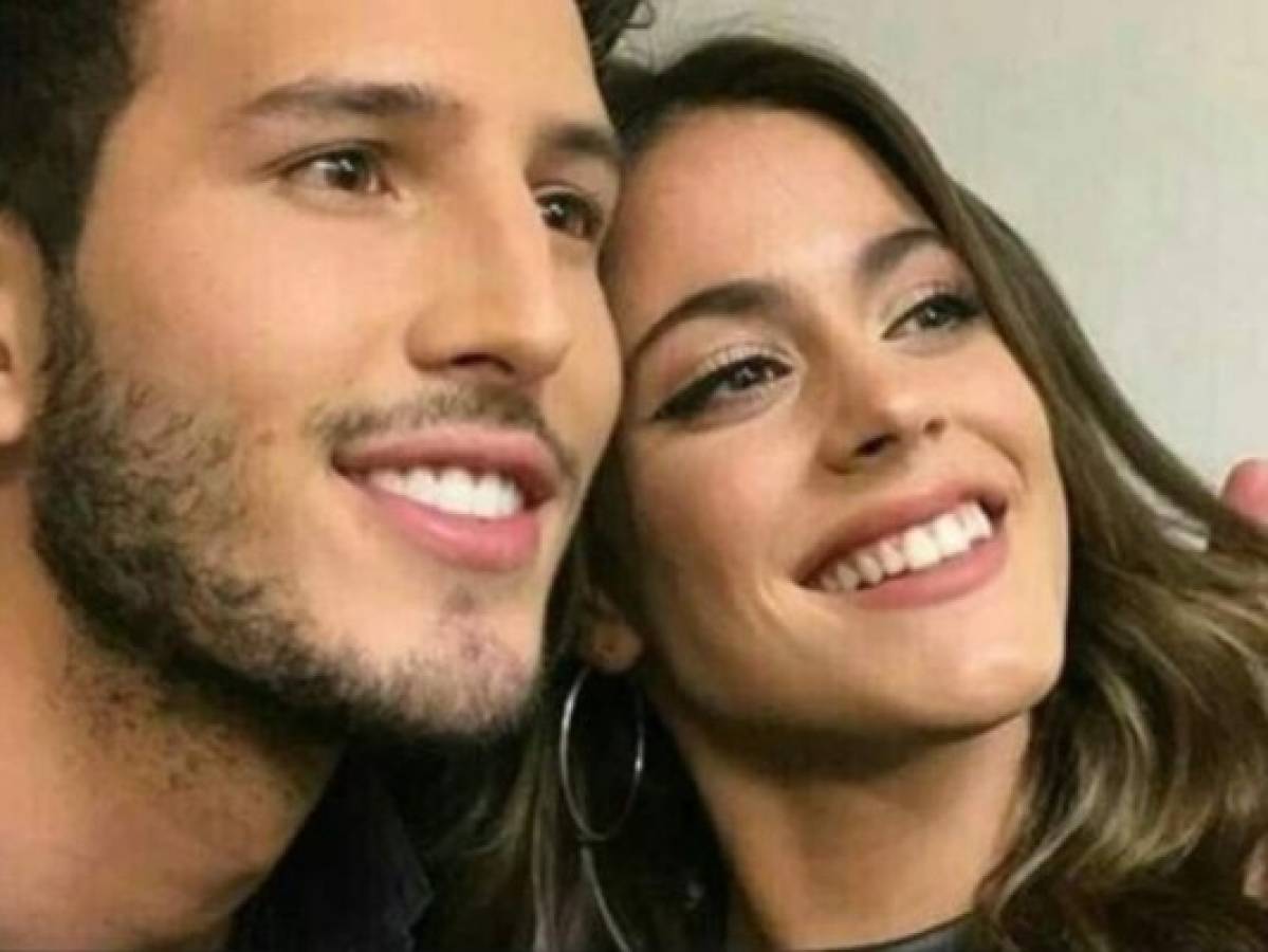 El cantante colombiano Sebastián Yatra confirma noviazgo con Tini Stoessel