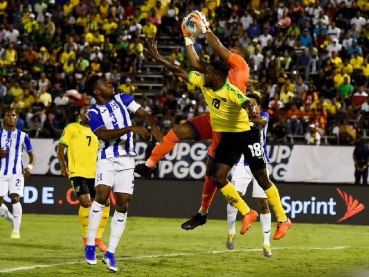 Opaco debut de Honduras al caer 3-2 ante Jamaica en Copa Oro