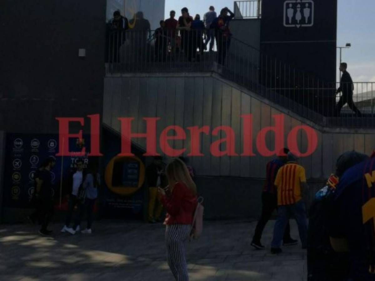 Hondureños llegan al Camp Nou para disfrutar del clásico español Barcelona - Real Madrid