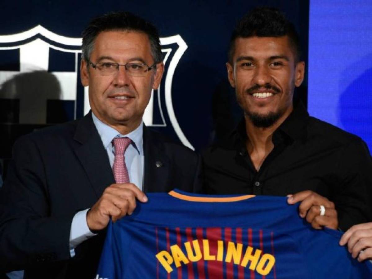 Paulinho solo vendió una camiseta en su presentación con el Barcelona