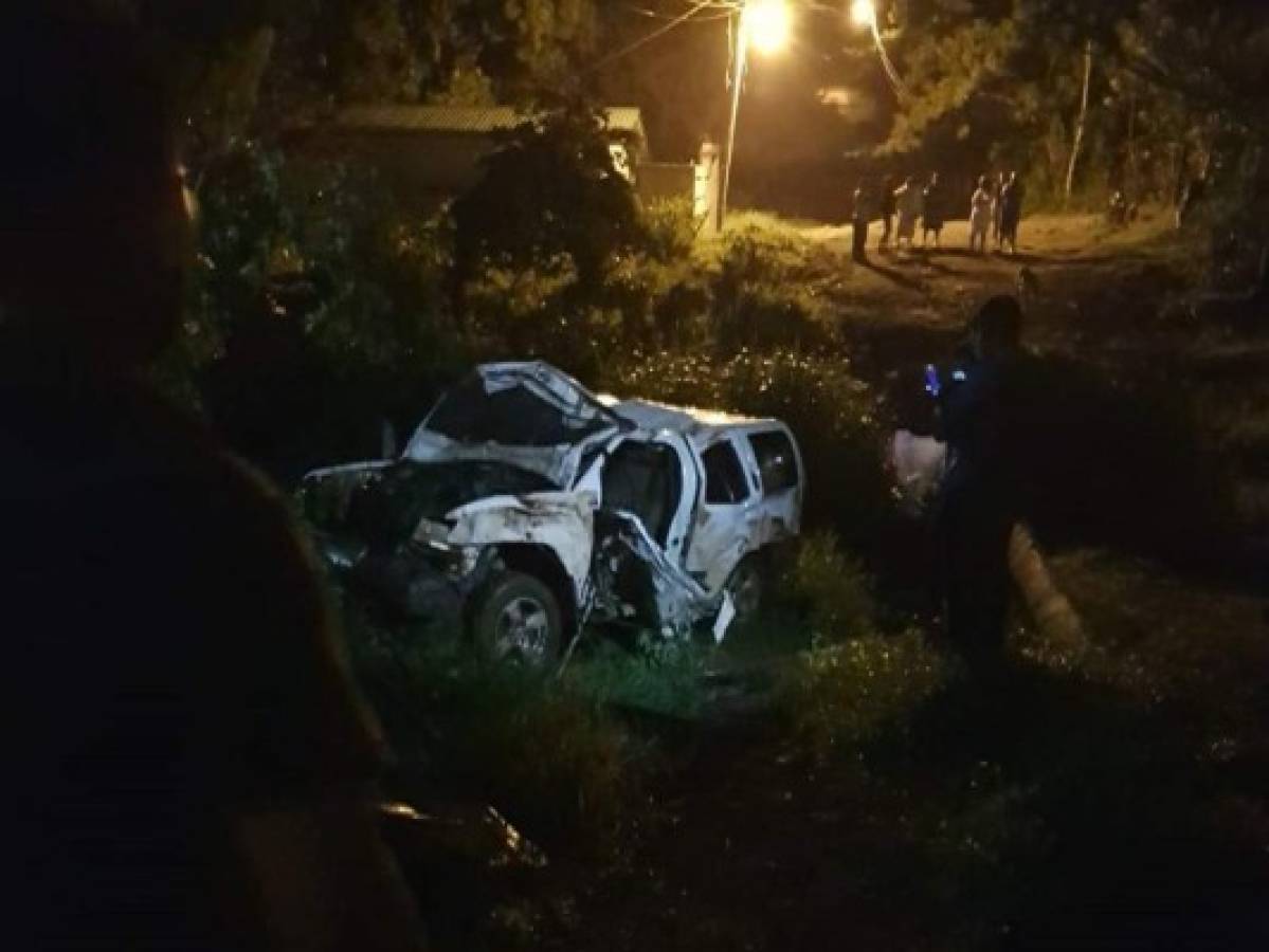 Honduras: Tres personas muertas y dos heridas deja accidente de tránsito en Santa Cruz de Yojoa