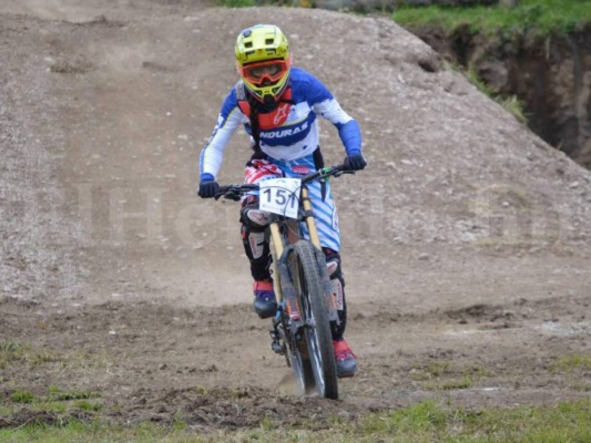 Mariajosé Montoya gana medalla de plata para Honduras en Panamericano de ciclismo