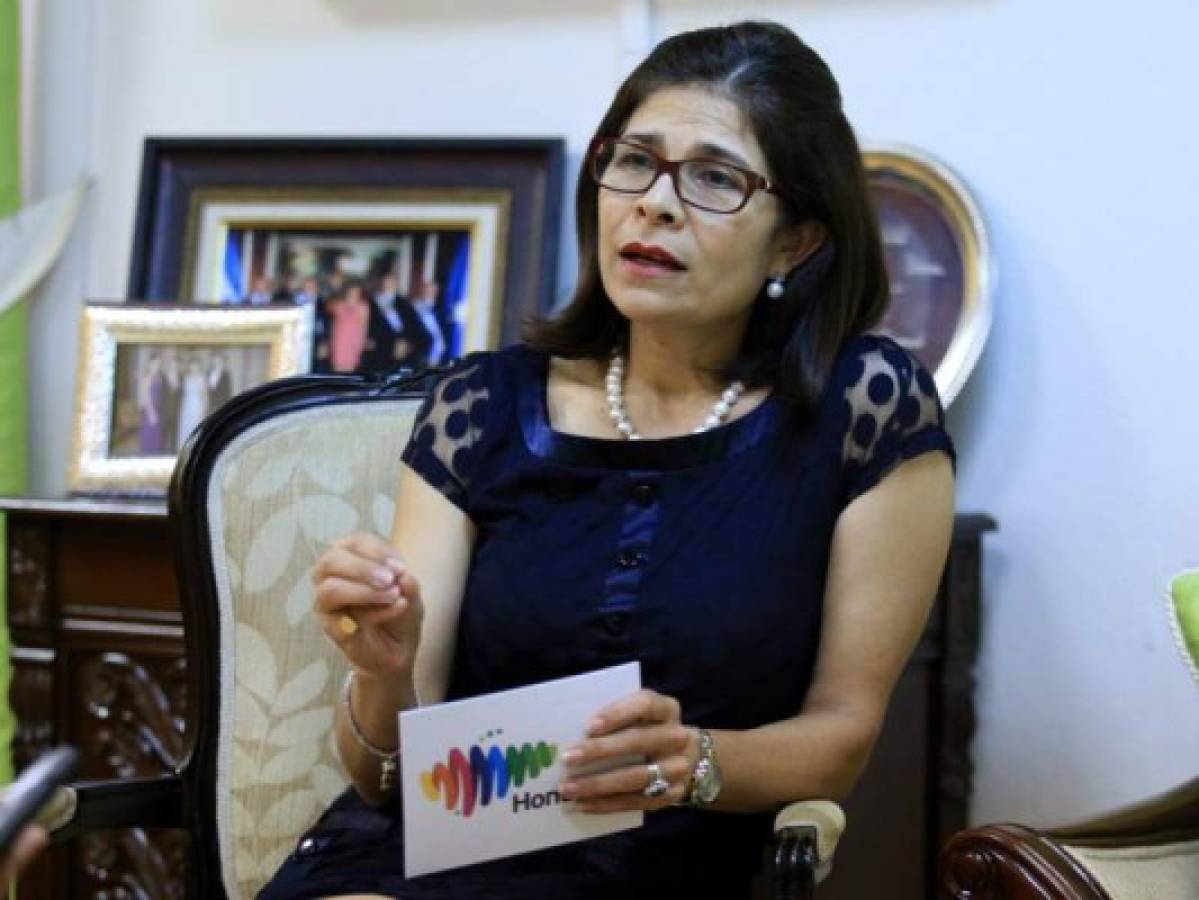 La exministra de estrategia y comunicaciones Hilda Hernández, fue la más votada para funcionaria del año por los usuarios de El Heraldo. Foto: Marvin Salgado / El Heraldo.