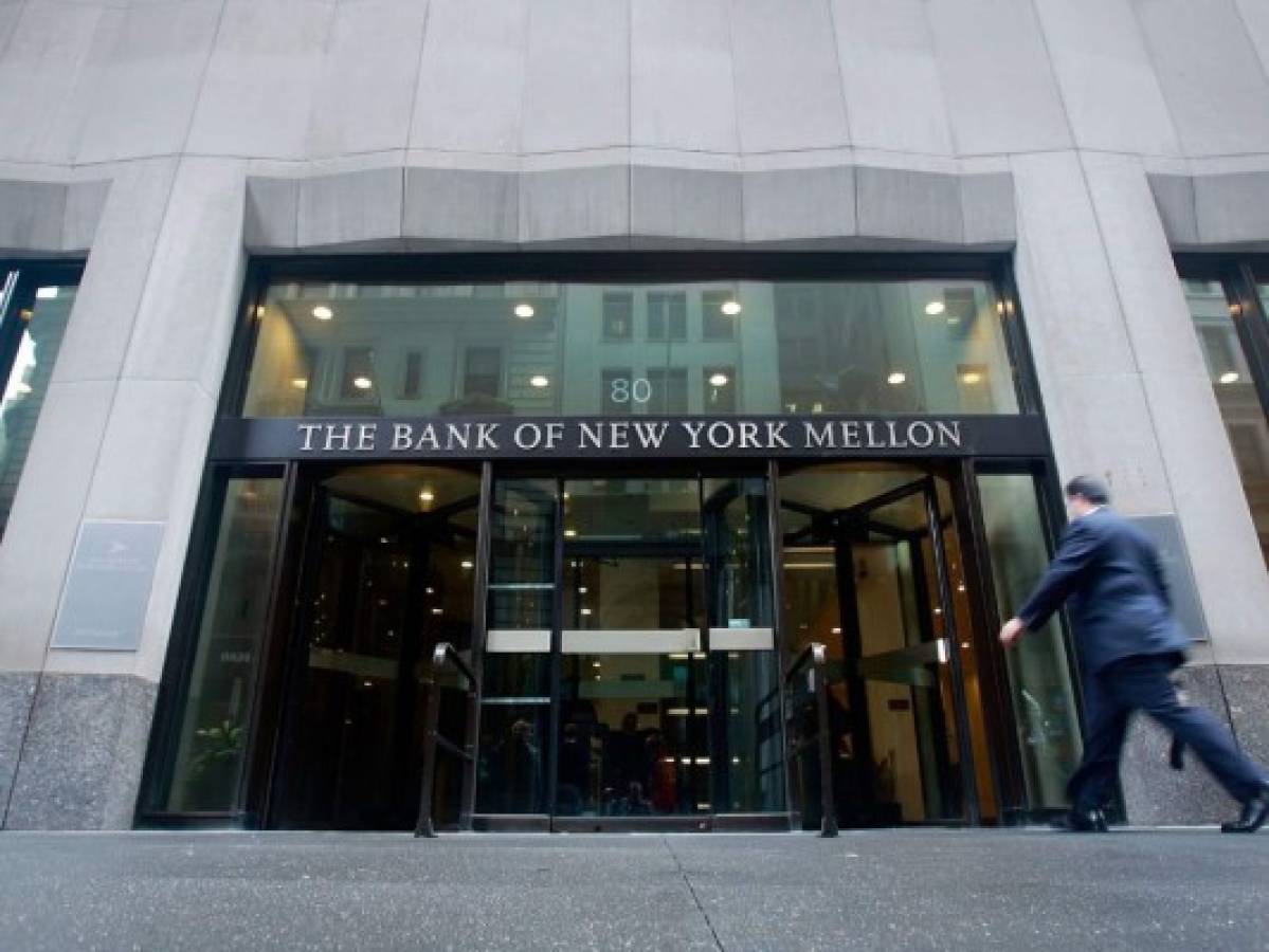 Sefin canceló 500 millones de dólares por el bono soberano