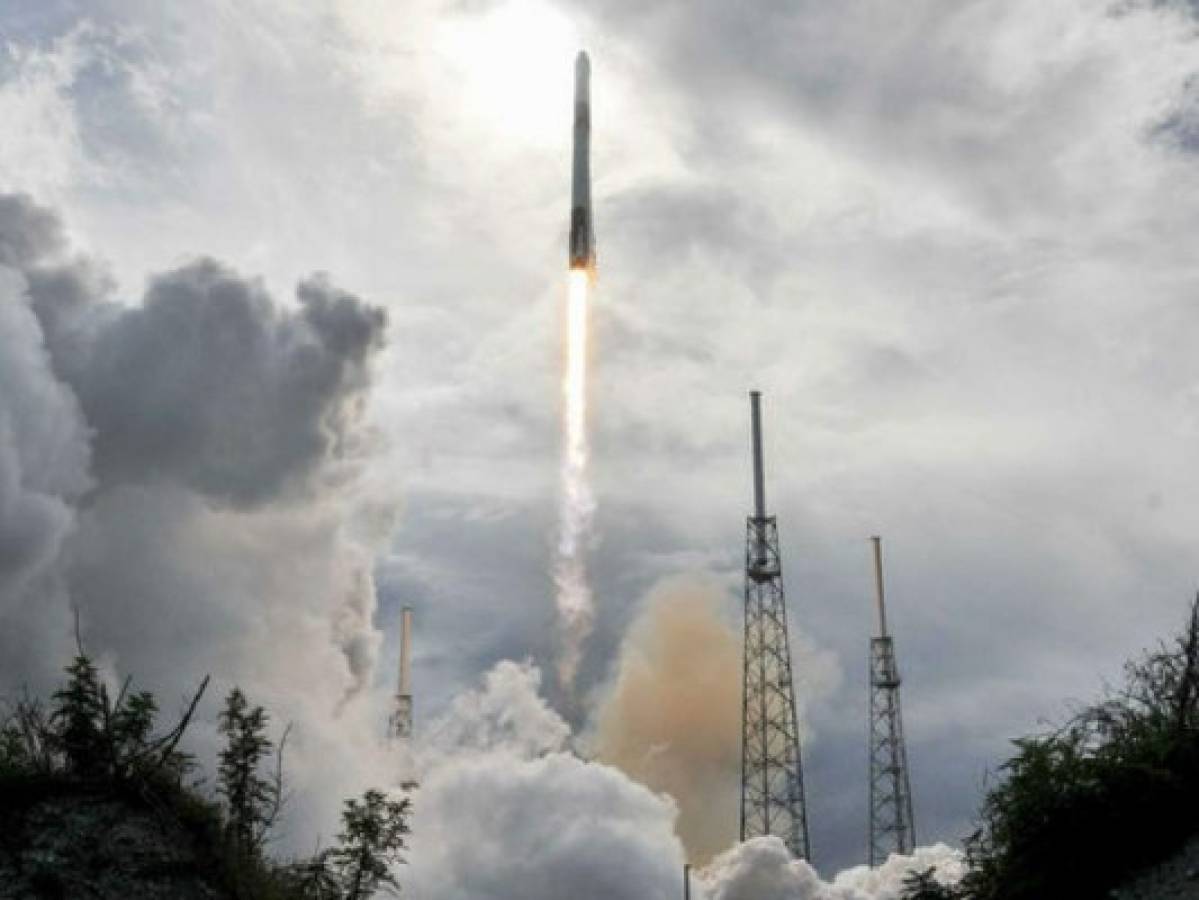 Lanzado al espacio primer satélite fabricado en Costa Rica