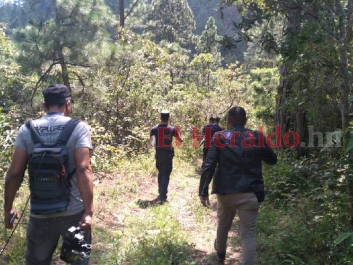 Descubren cadáver de un hombre en zona montañosa de la carretera a Valle de Ángeles