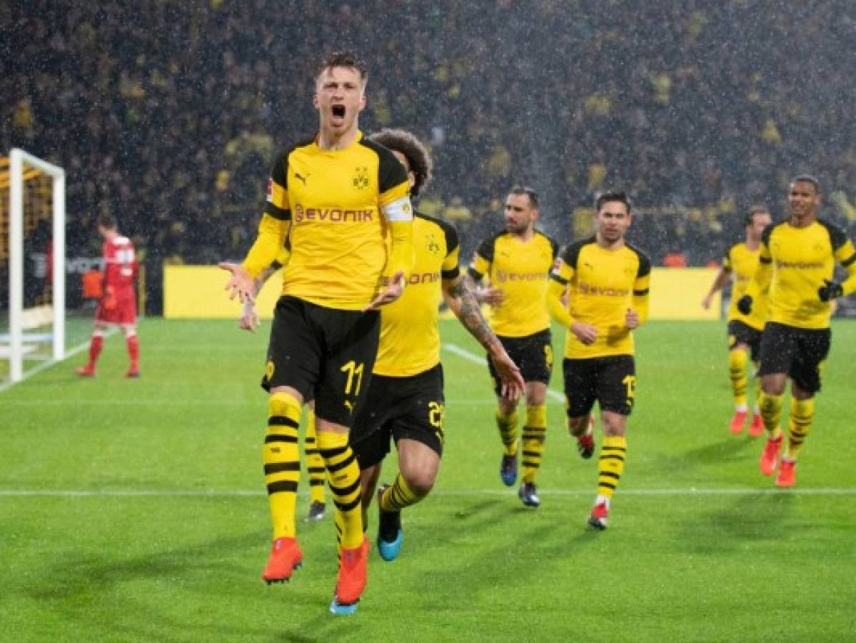 Gol agónico de Marco Reus deja al Dortmund como líder provisional de la Bundesliga