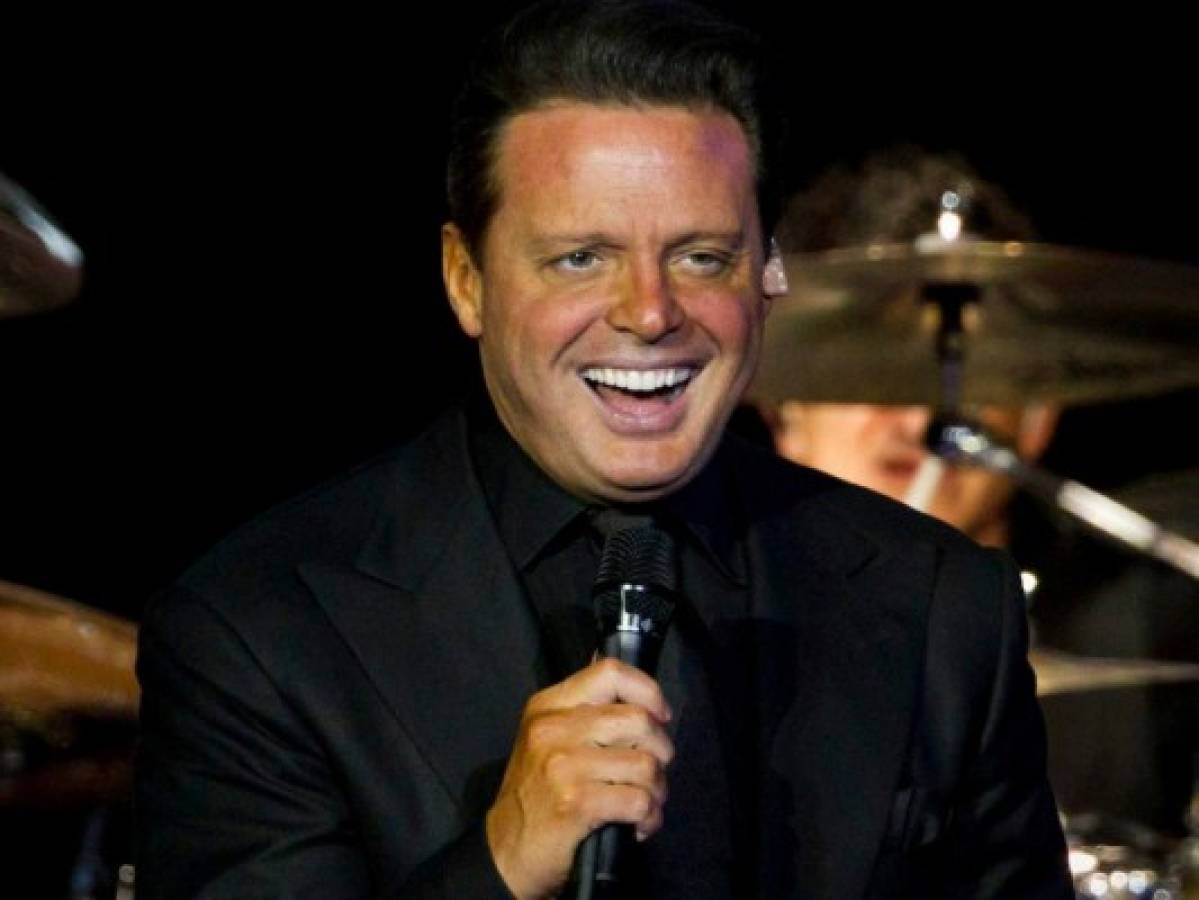 Luis Miguel llega al Hollywood Bowl con ¡México por siempre!    