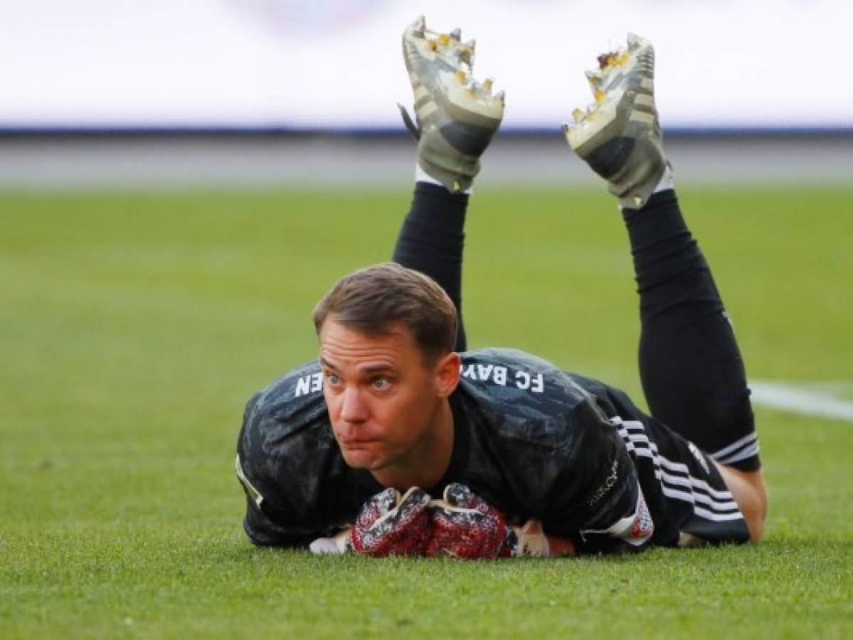 Rummenigge cree que Manuel Neuer renovará con el Bayern