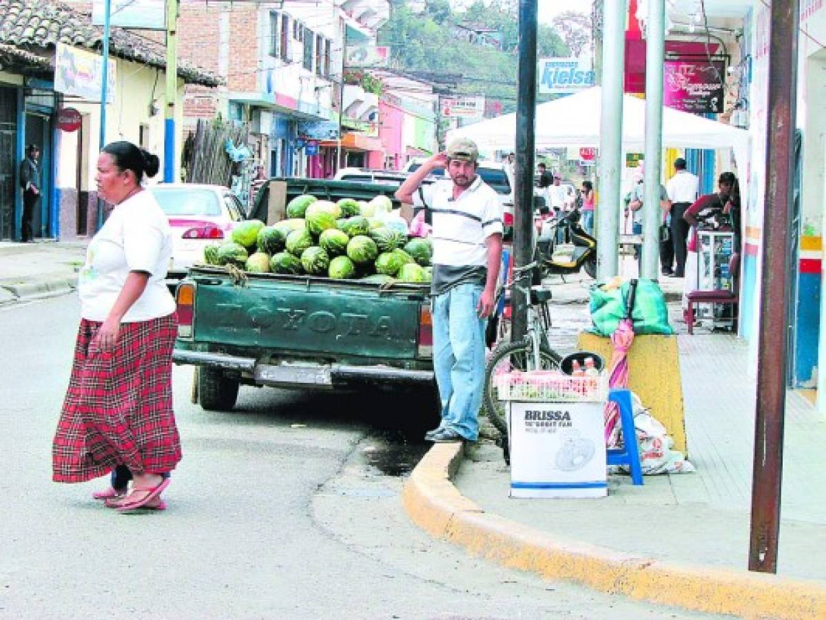 Piden reubicar vendedores del casco histórico