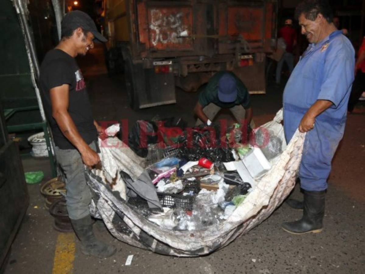 Retiran 25 toneladas de basura de mercados de la capital de Honduras