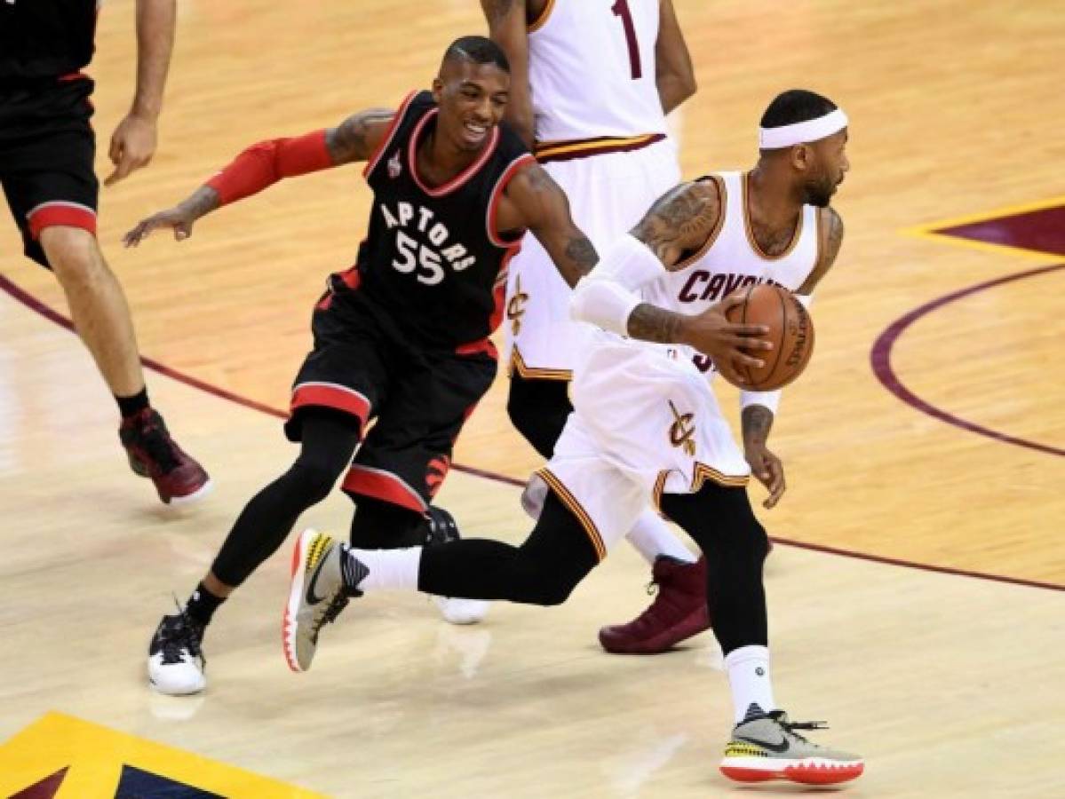 Cavaliers aplastan a Raptors y se ponen al frente 1-0 en final de la Conferencia Este