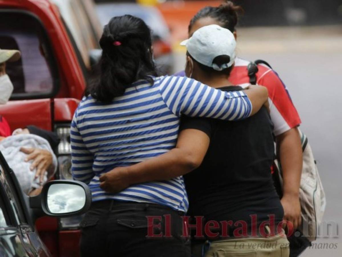 Cuerpos de menores asesinadas en Los Pinos continúan en la morgue