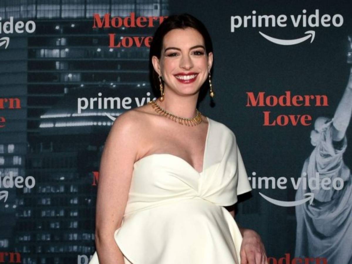 Anne Hathaway está pronta a dar a luz a su segundo hijo