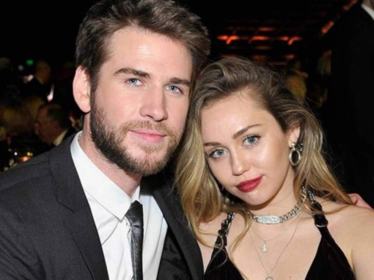 Miley Cyrus recuerda a Liam Hemsworth en aniversario de 'Malibú'