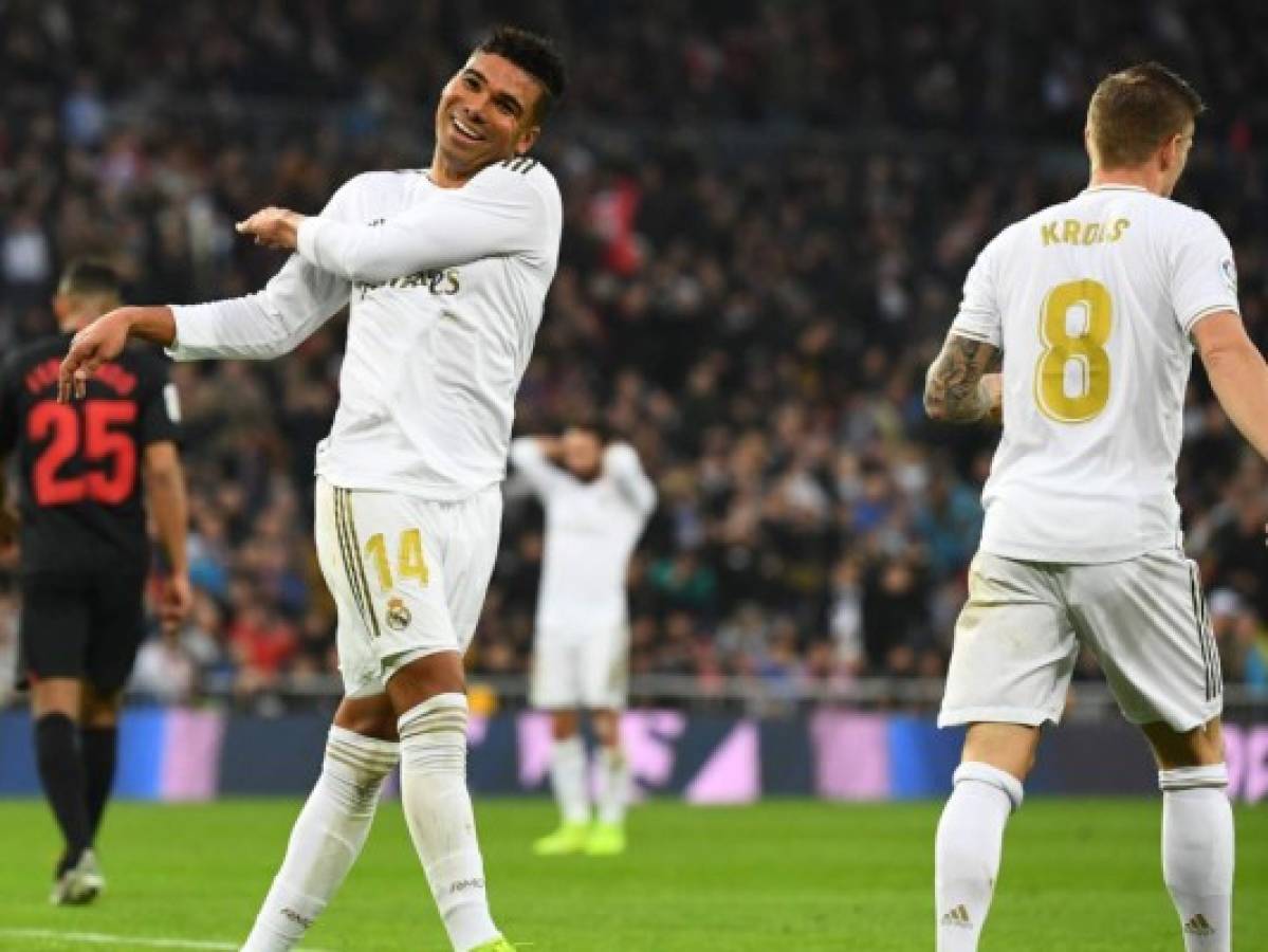 Un doblete de Casemiro coloca líder provisional al Real Madrid