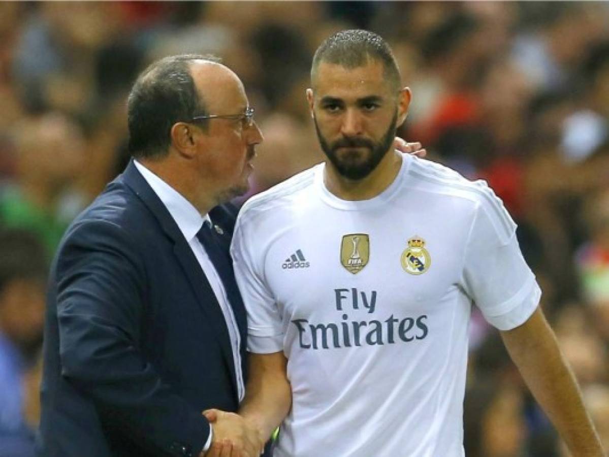 Rafa Benítez apoya a Benzema, al que califica de 'jugador fundamental'