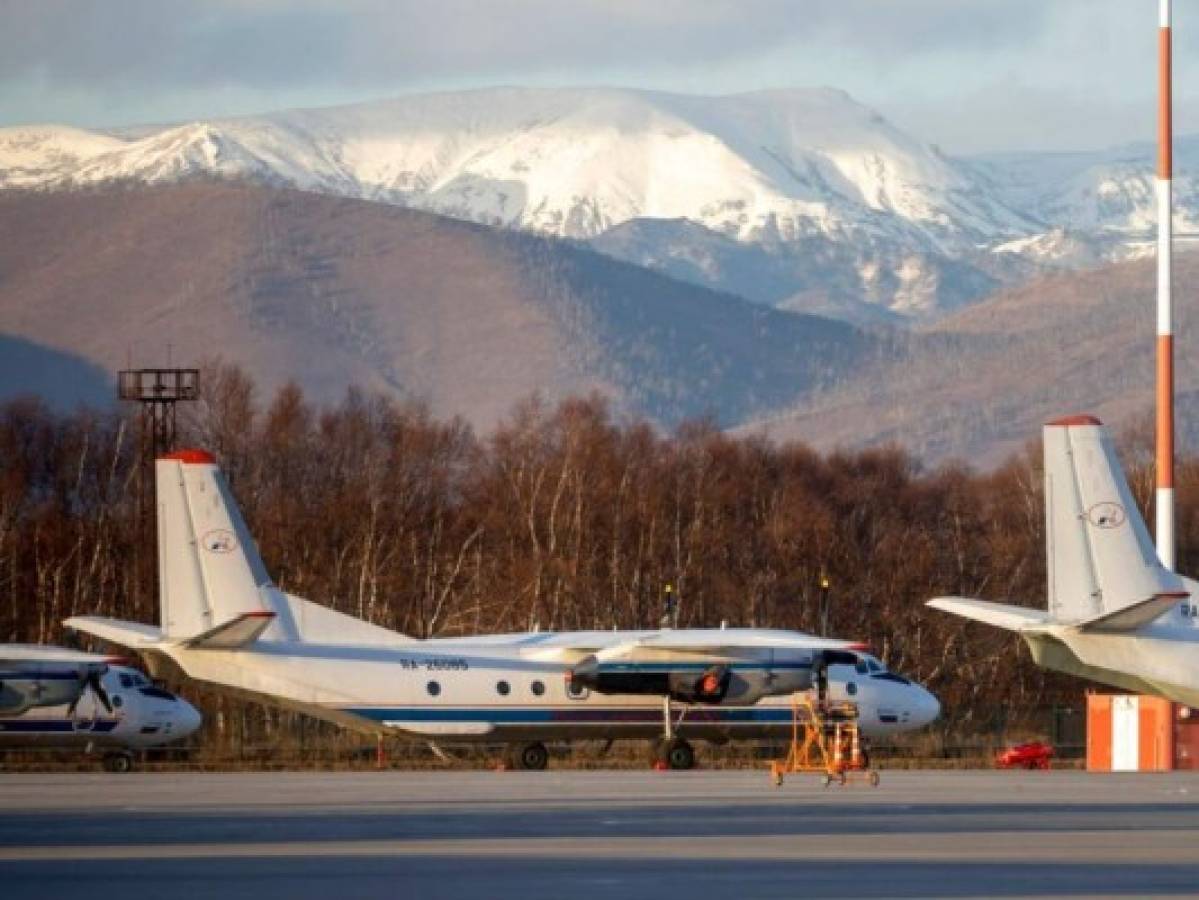 Se estrella un avión con 28 personas en el este de Rusia