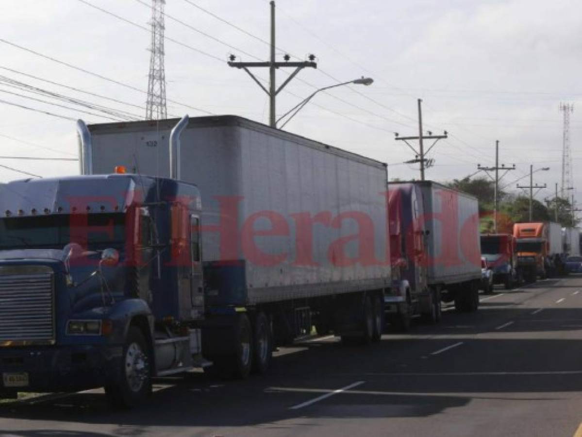 Conductores de carga pesada nuevamente realizan paro de transporte en Honduras