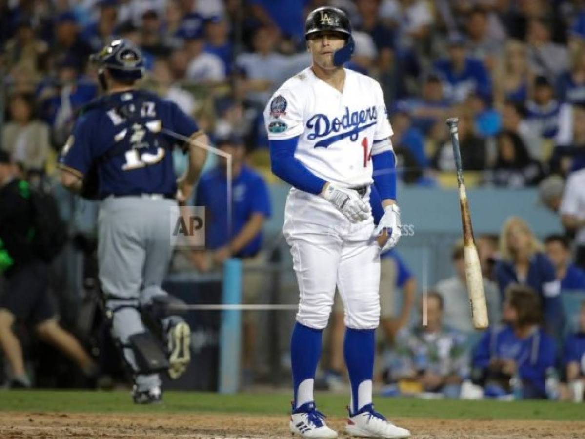 Hernández se disculpa tras criticar a fanáticos de Dodgers  