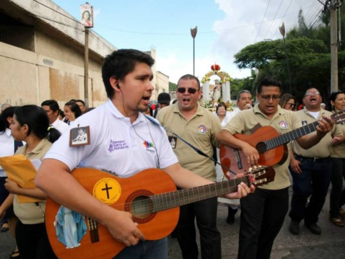 La Virgen del Carmen regresa a bendecir las calles capitalinas después de 70 años