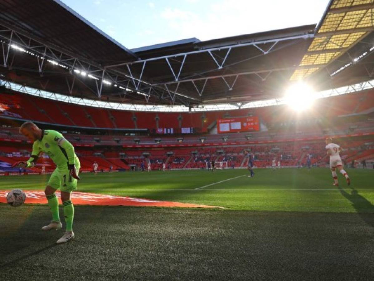 Londres contempla impedir la Superliga de fútbol invocando el derecho a la competencia   