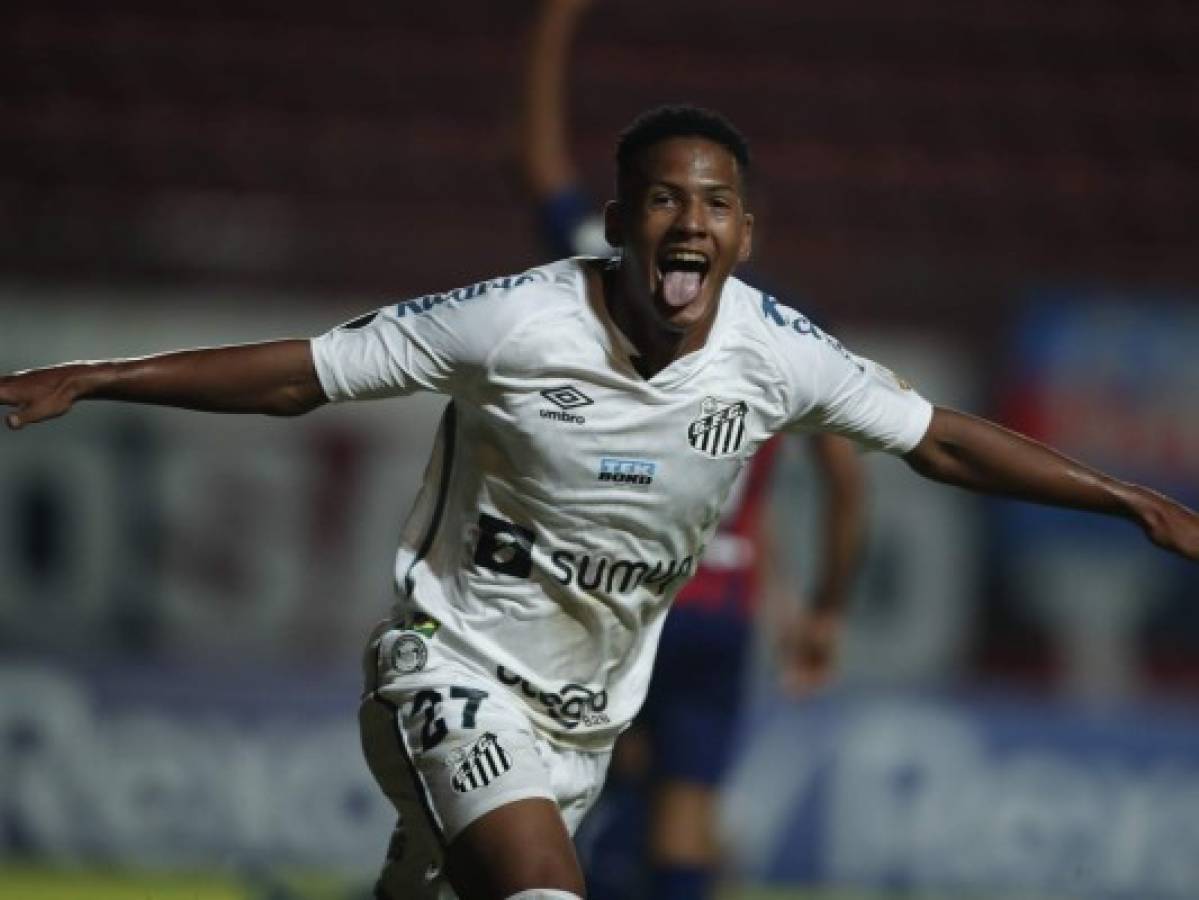 Santos gana a San Lorenzo en fase preliminar de Libertadores