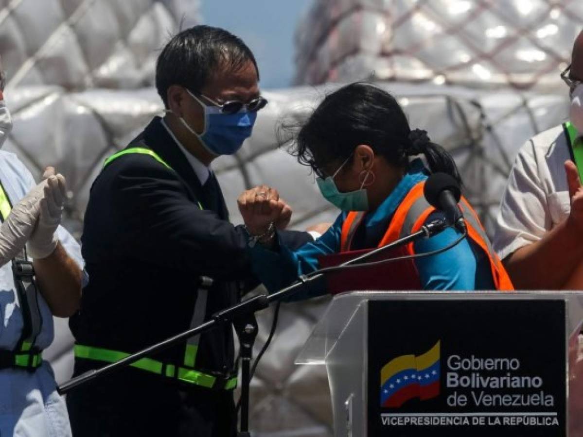 Misión médica china llega a Venezuela para luchar contra coronavirus