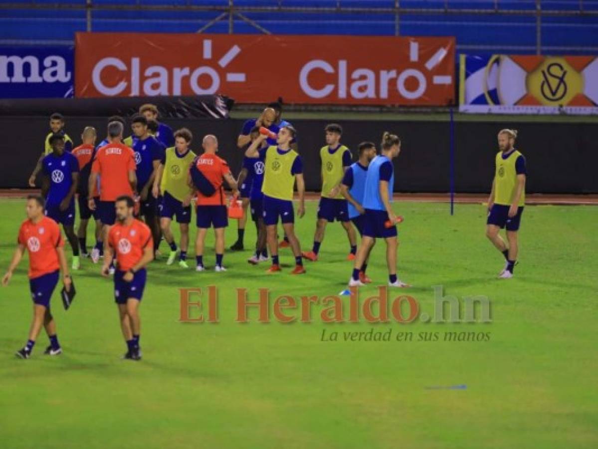 Con calor y agua en mano, Pulisic junto a Estados Unidos entrenaron en el Olímpico  