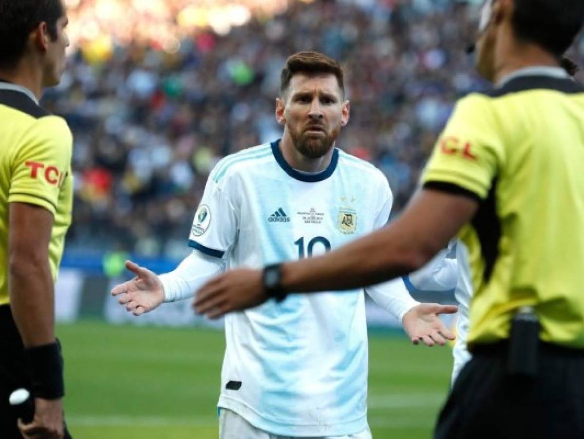 Conmebol sanciona a Messi con un partido de suspensión y multa económica por la expulsión ante Chile   