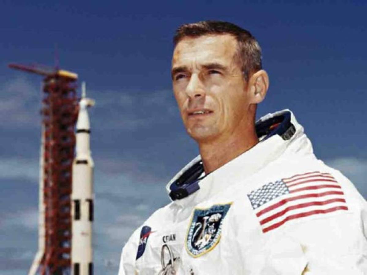 Fallece Gene Cernan, el último hombre que estuvo en la Luna