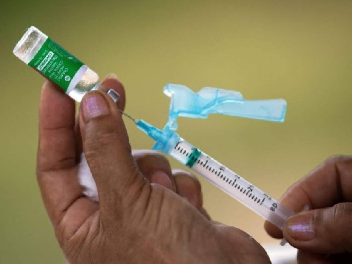 Grandes ciudades de Brasil se quedan sin vacuna para la segunda dosis  
