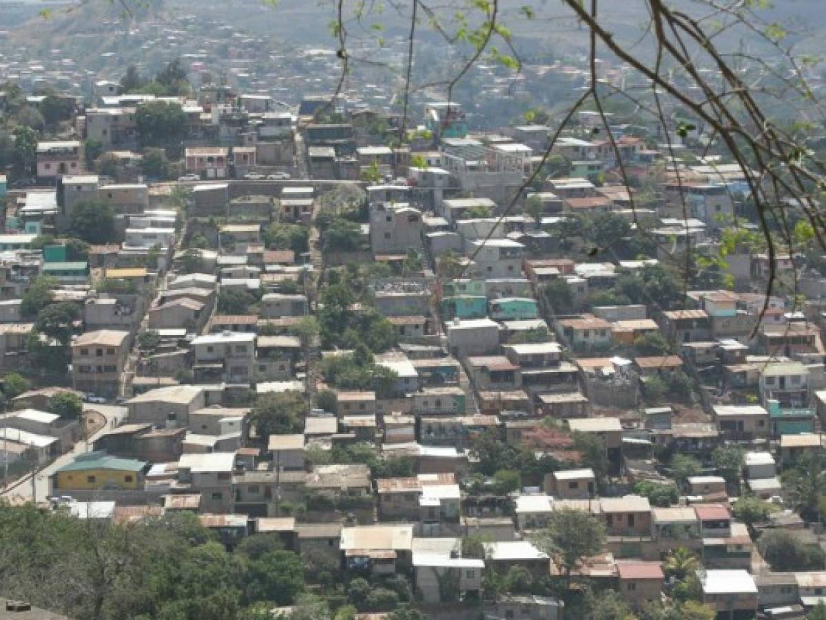 La mayoría de los capitalinos residen en casas de menos de 100 metros cuadrados. Foto : Johny Magallanes /El Heraldo